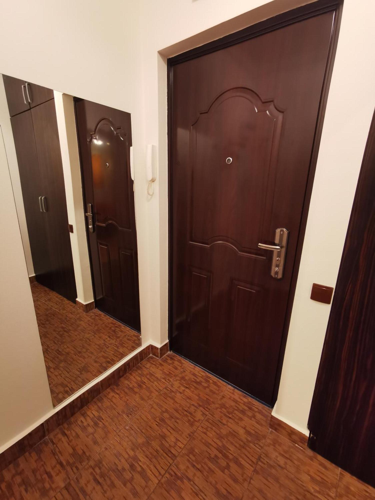 Comfy & Pleasant Apartment 10 Min Walk To Downtown Temešvár Exteriér fotografie